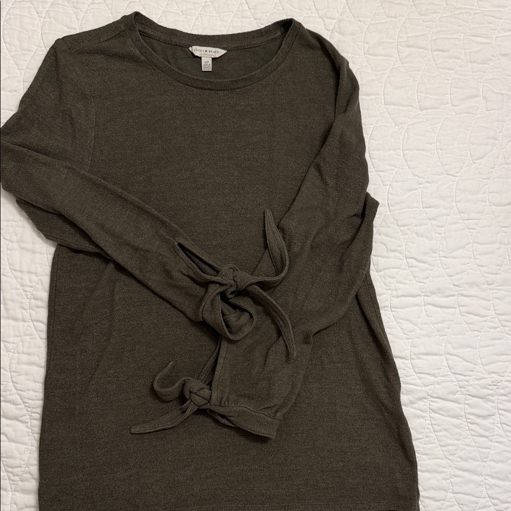 Lucky Brand Olive Long Sleeve Tie Top